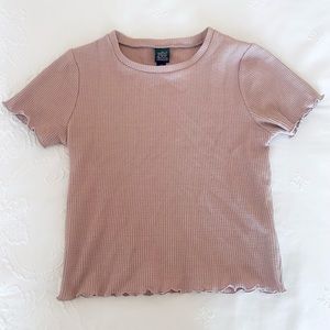 🪷Super pretty mauve baby tee